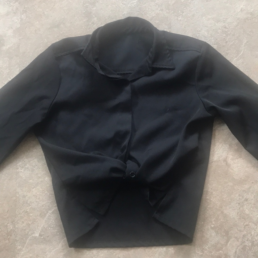 BLACK SHIRT TOP